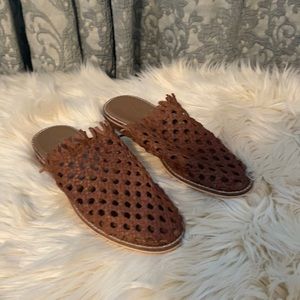 Free people woven Mule slides